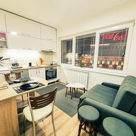 Cozy Corner At Main Square Appartement